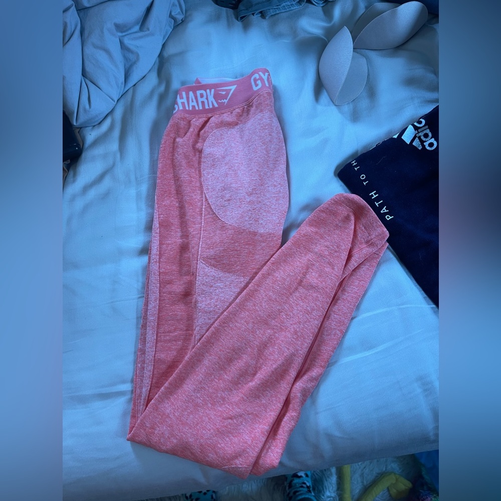 Super cute gymshark leggings